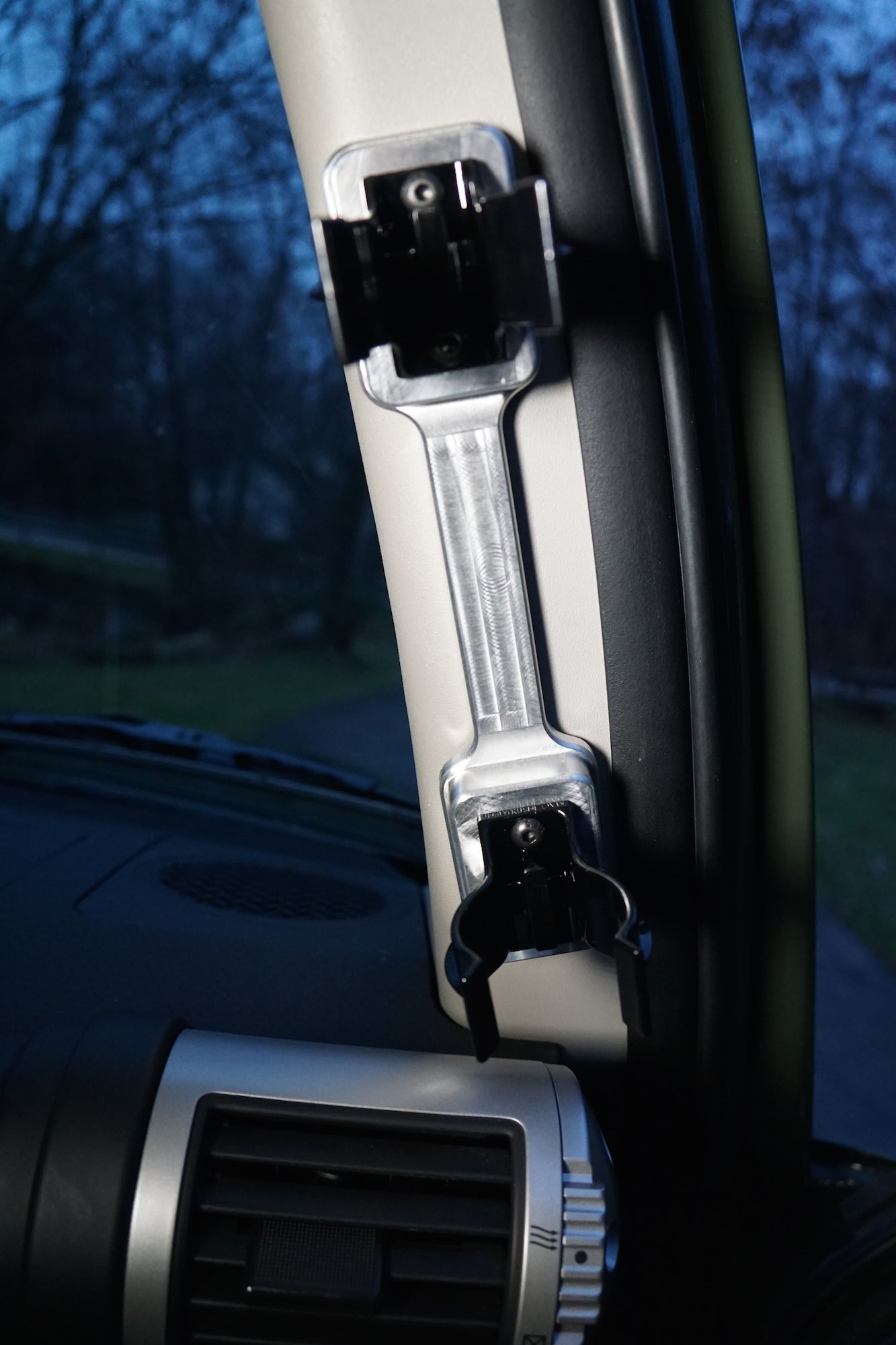 Maglite Mount XL for FJ Cruiser - GZila Designs