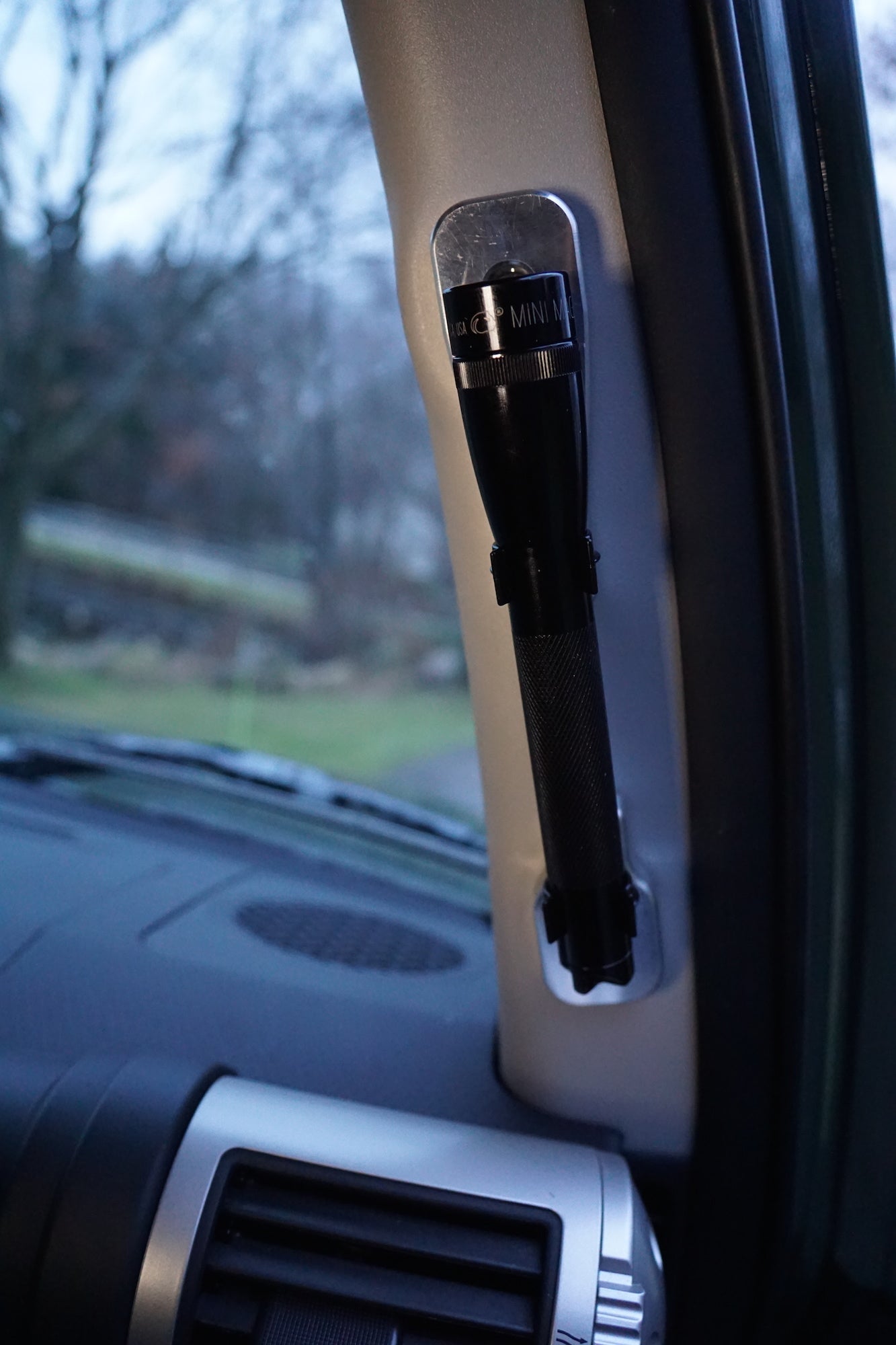 Maglite Mount Mini for FJ Cruiser - GZila Designs